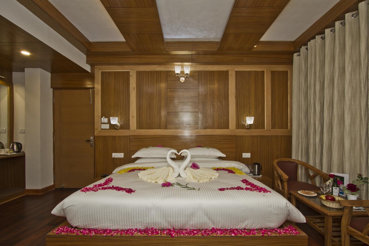 सहारा Kalista 4*